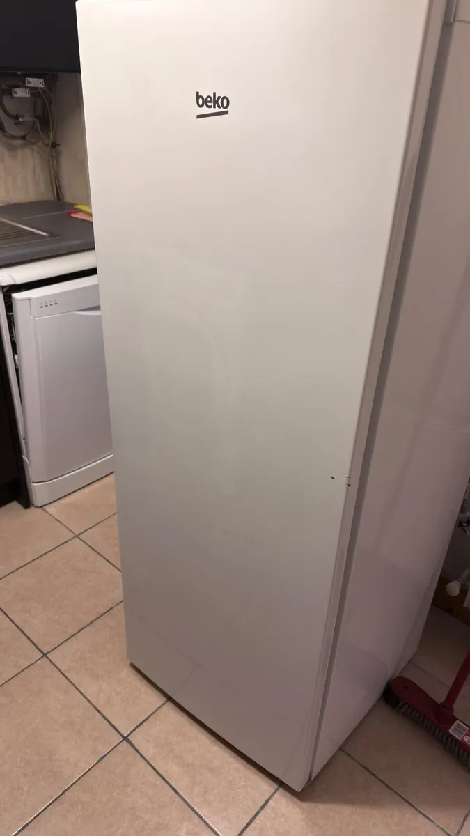 Fridge+Dishwasher(very good,clean condition) - Image 2