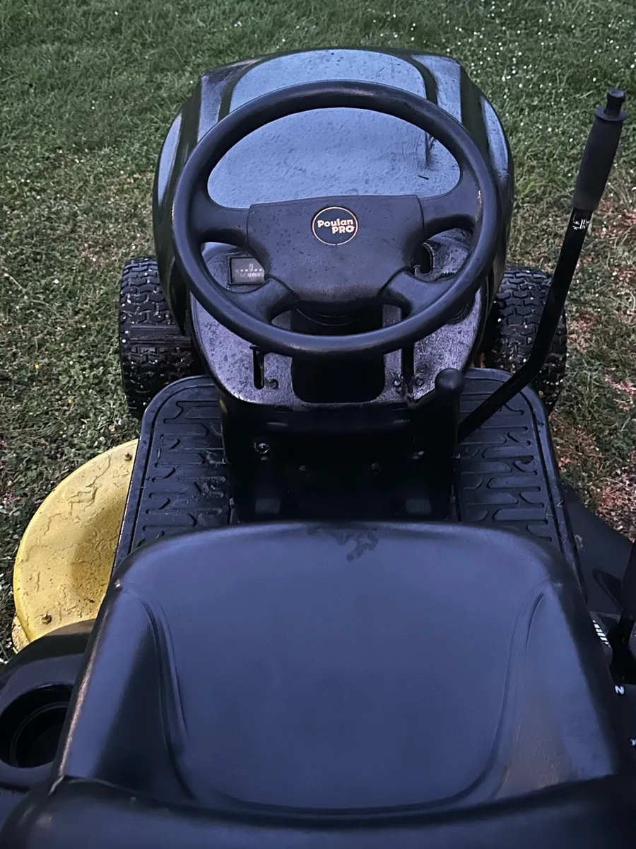 Poulan Pro ride on mower - Image 3