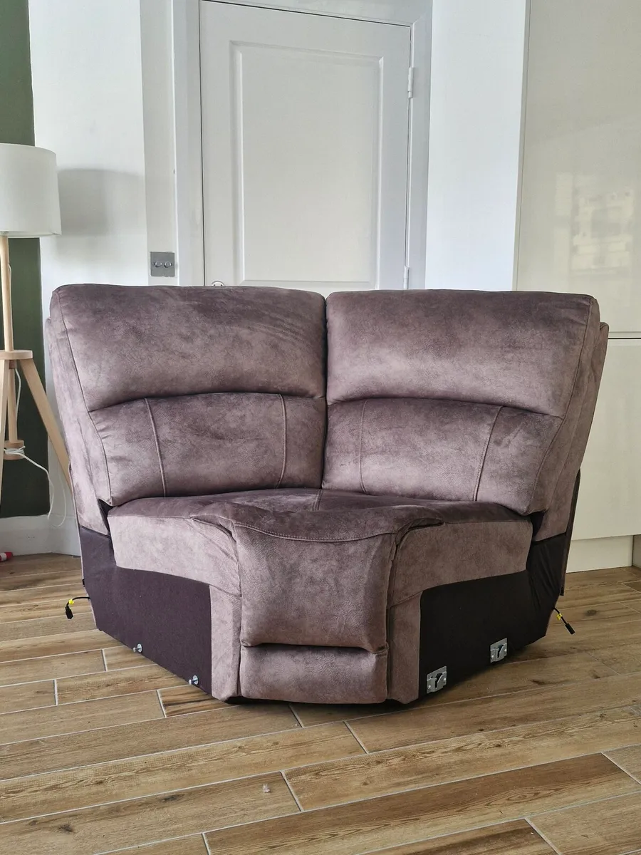 Corner couch centre unit