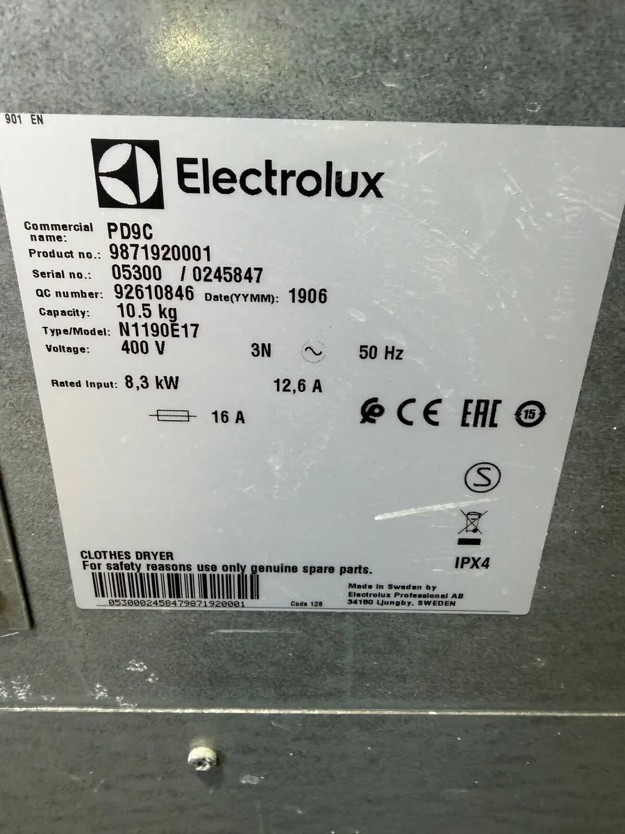 Electrolux PD9C Professional Commercial Dryer - Image 3