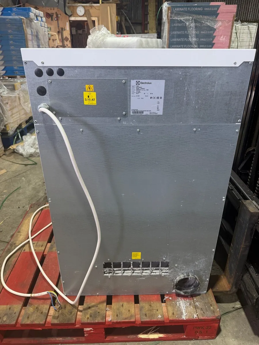 Electrolux PD9C Professional Commercial Dryer - Image 4