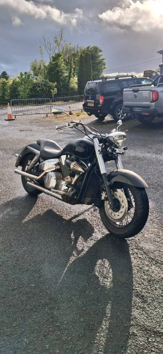 Honda VTX 1300 - Image 1