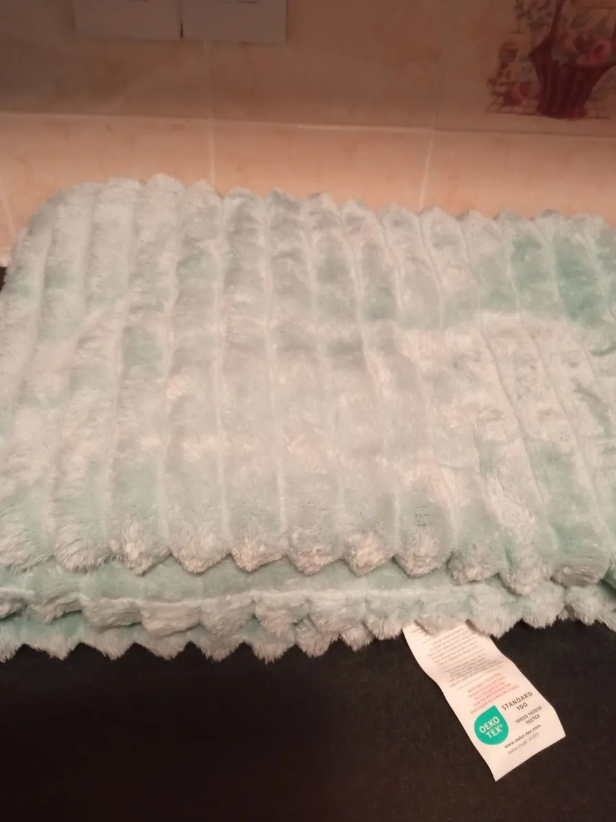 Blue Fleece Blanket - Image 1