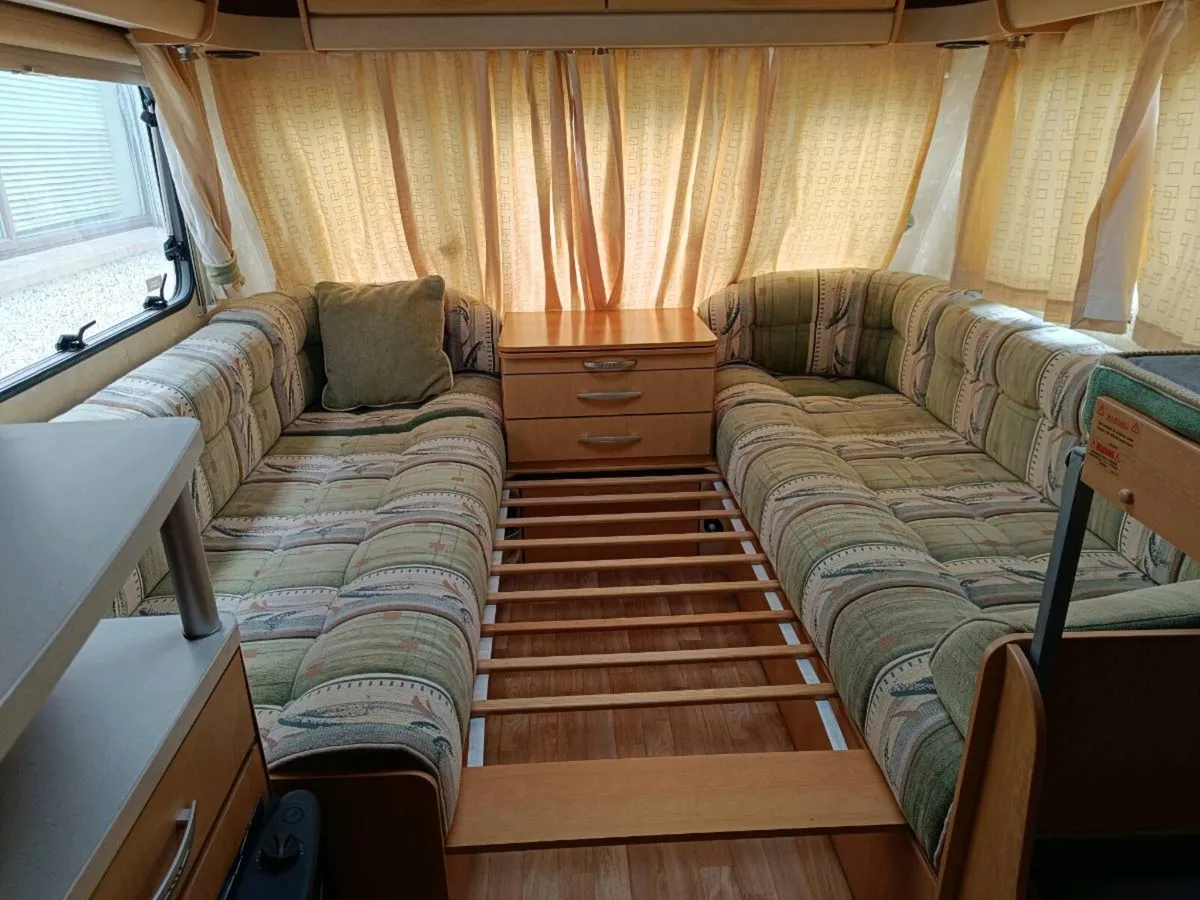 Caravan - Image 4
