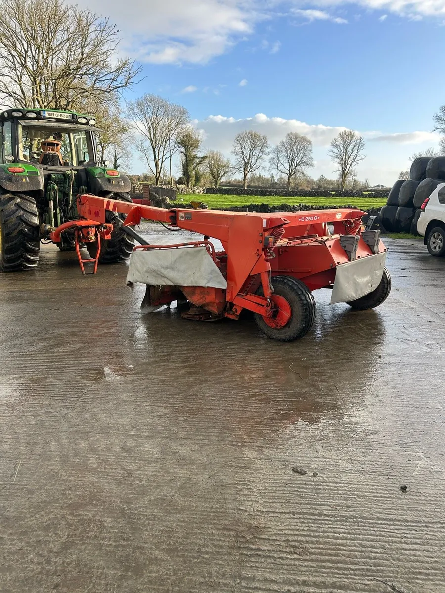Kuhn mower - Image 2