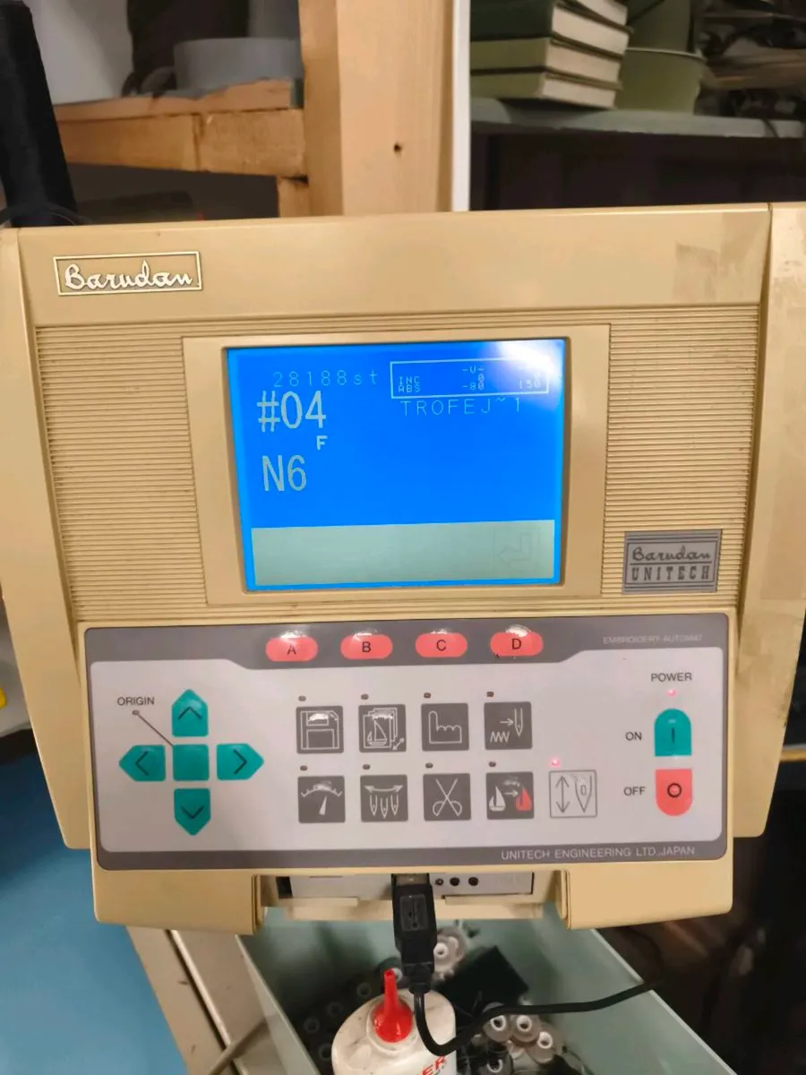 Industrial 4 head Embroidery machine - Image 2