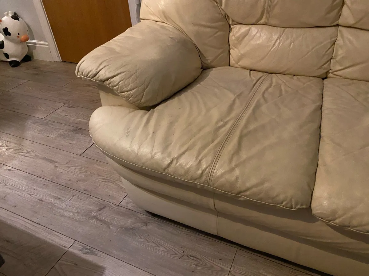 Leather sofa - Image 4