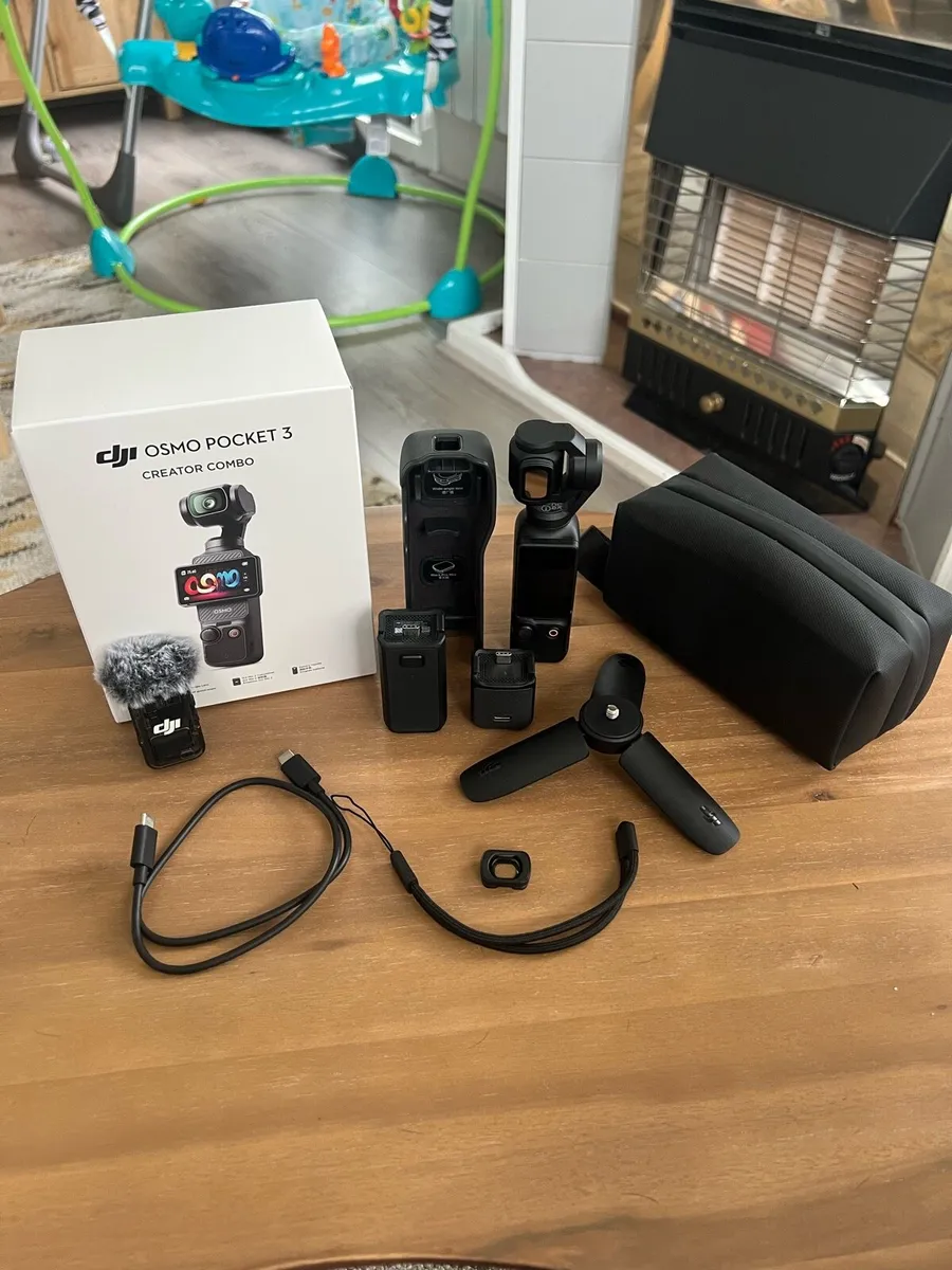 DJI Osmo Pocket 3 Creator Combo - Image 1