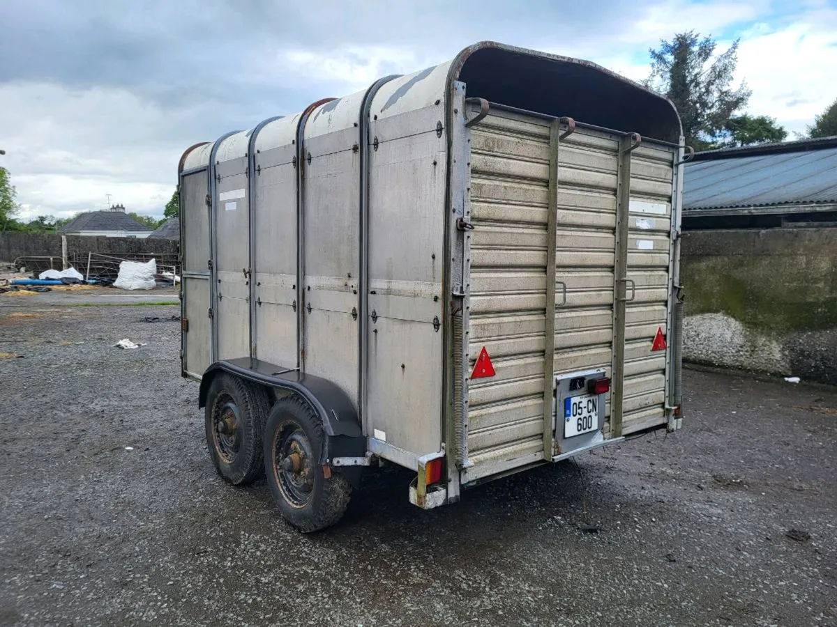Cattle trailer - Image 2