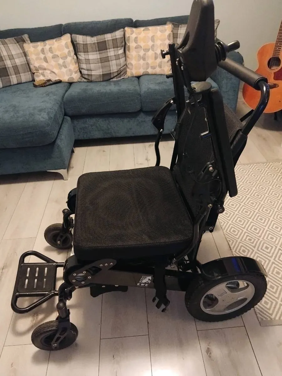 Compact wheelchair / powerchair - Image 2