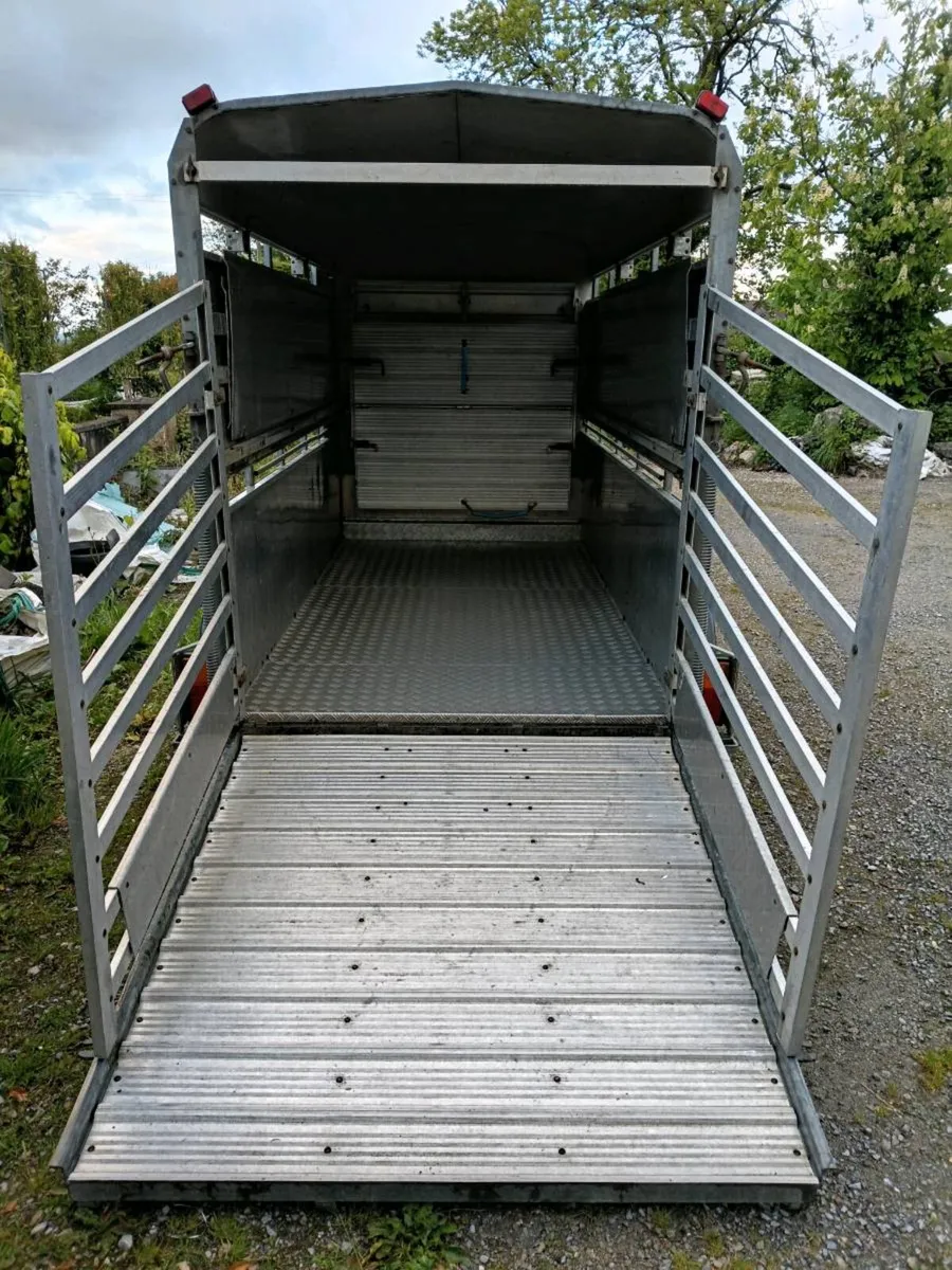 Cattle Trailer - Image 1