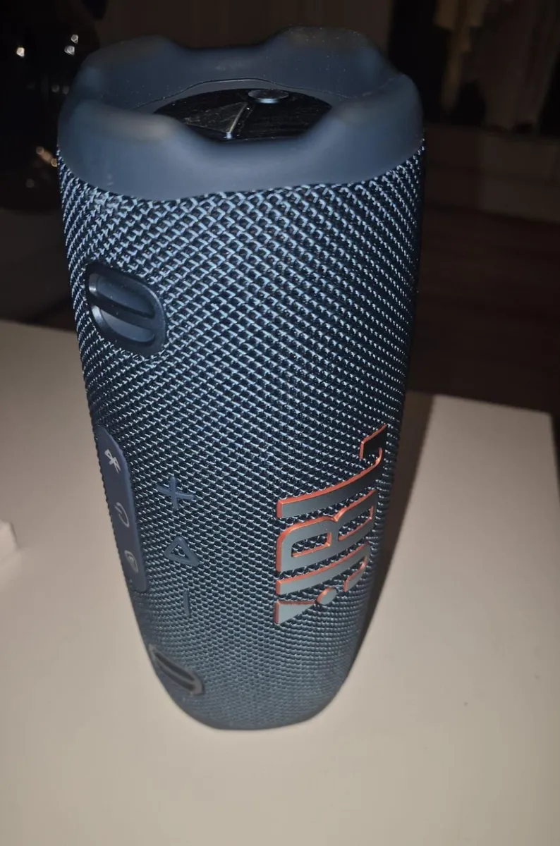 JBL Portable Speaker - Image 1