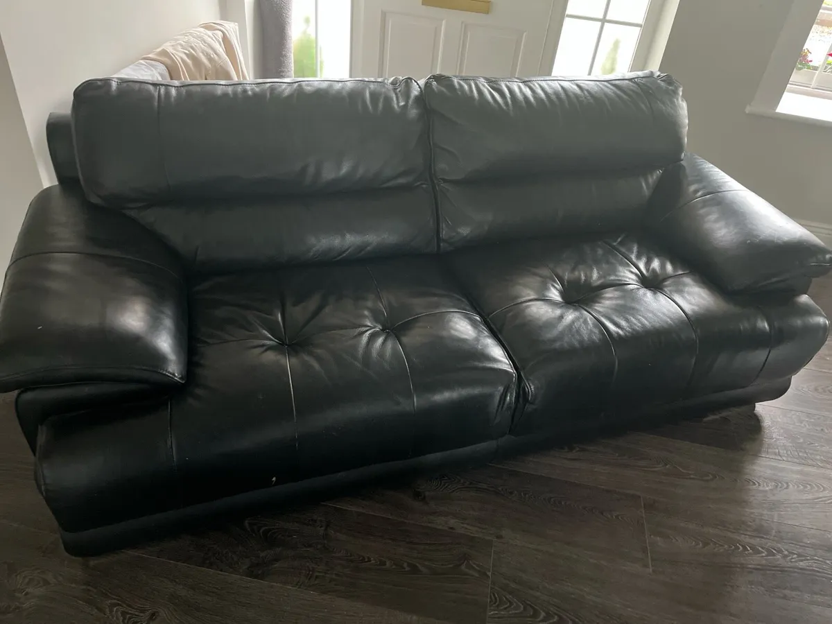 Couch - Image 1