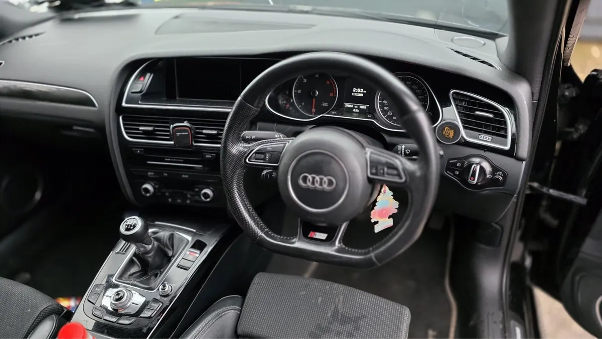 Audi A4 - Image 2