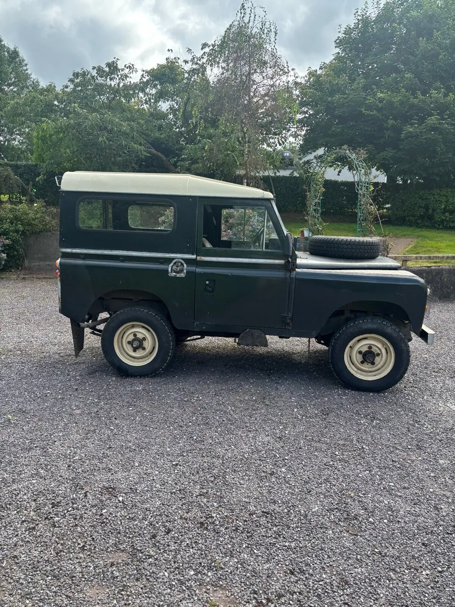 Land Rover Series 3 - Image 2
