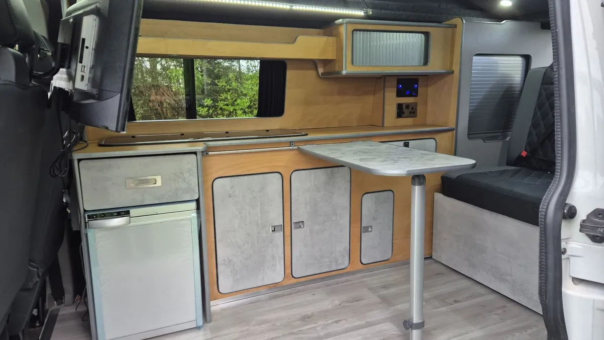 2018 Volkswagen Transporter T6 Camper - Image 4