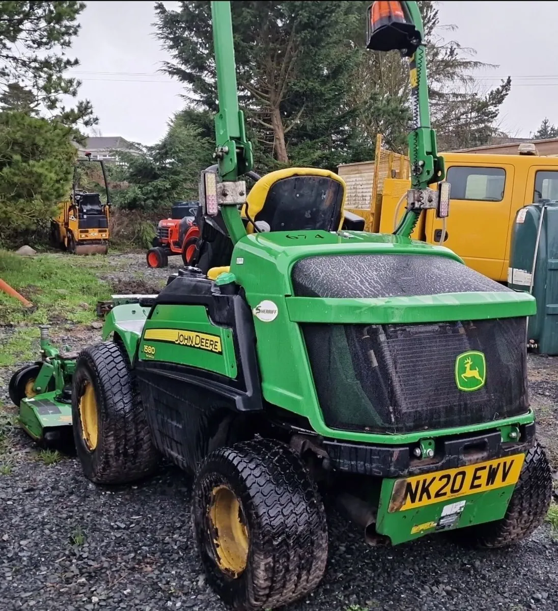 John Deere 1580 Terraincut ride on mower - Image 1