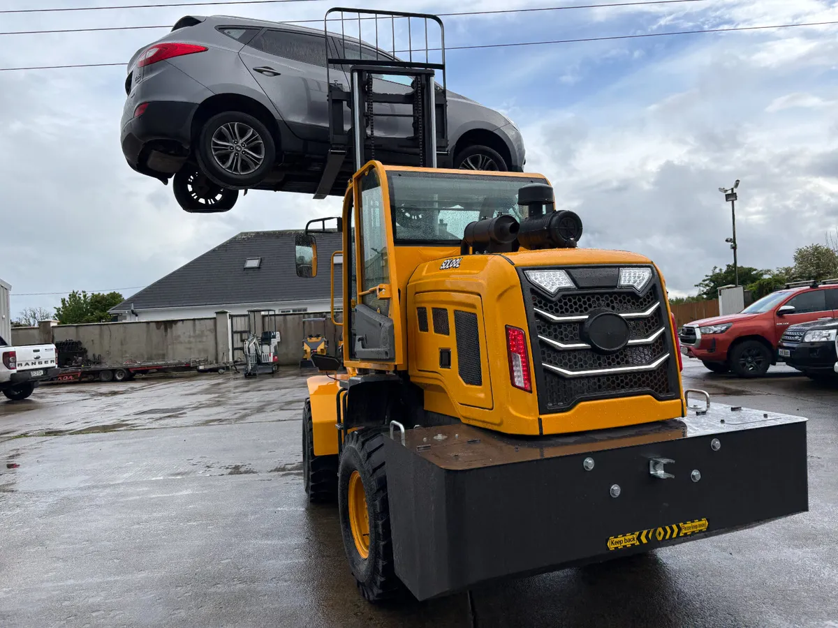 3.5 Ton 4 x 4 Rough Terrain Fork lift.. New/Unused - Image 3