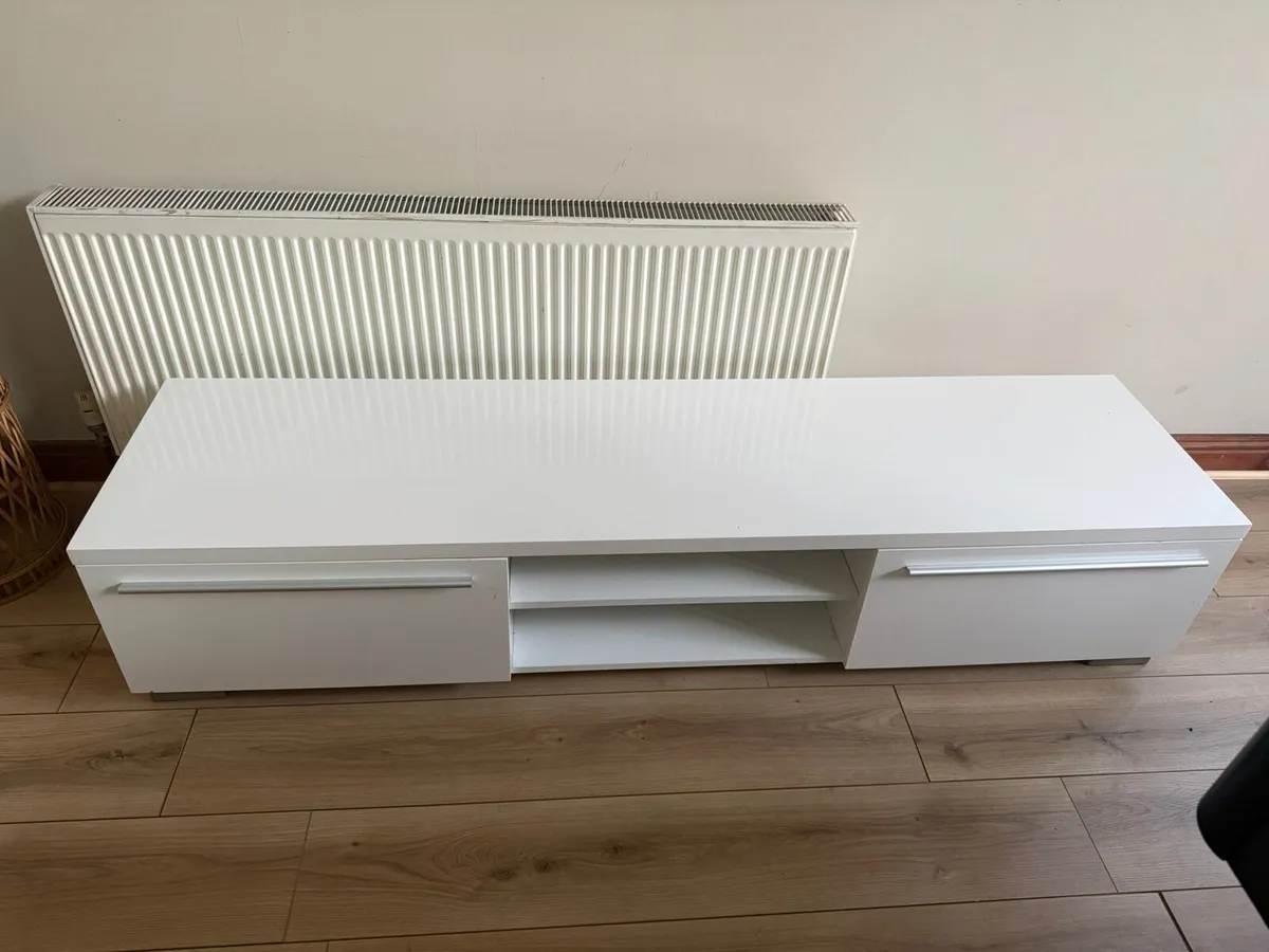 Tv stand - Image 1