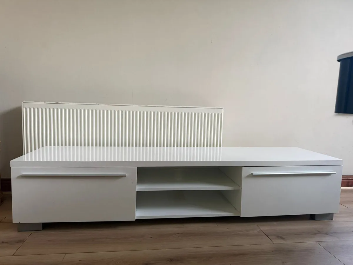 Tv stand - Image 2
