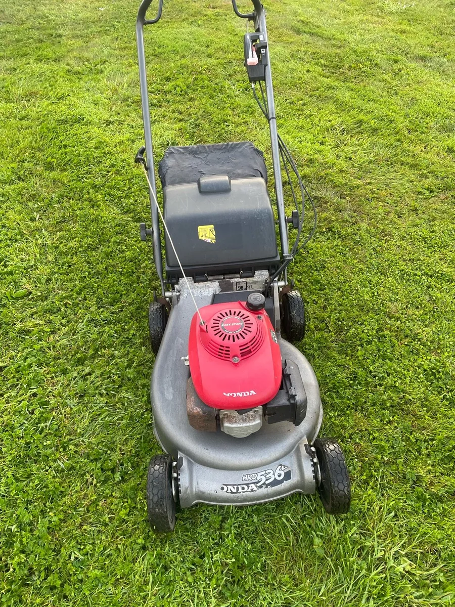 Honda HRD 536 Lawn mower - Image 1