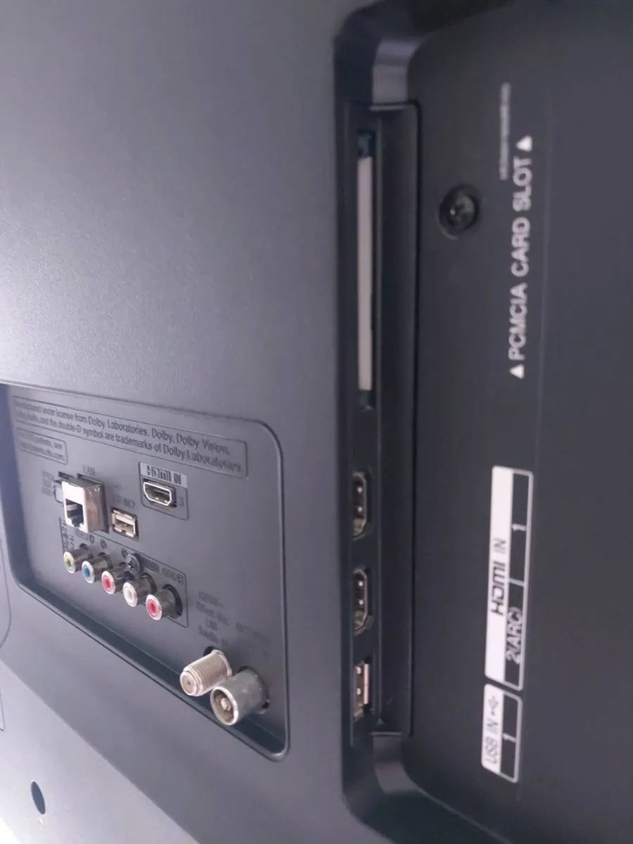 LG 43" 4K UHD smart TV - Image 4
