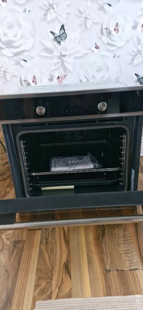 Electrolux single oven - Image 4
