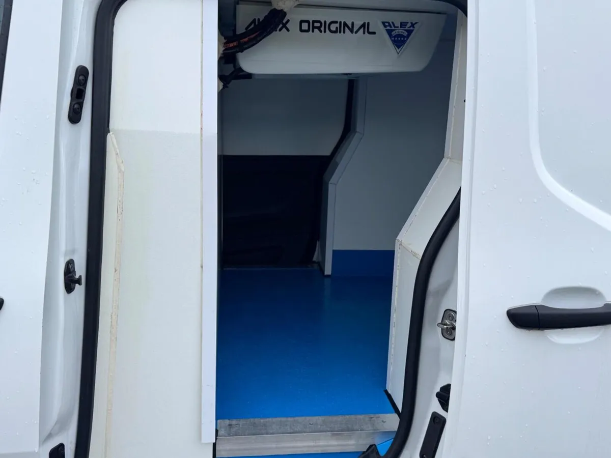 2021 Vauxhall Combo Refrigerated Van - Image 3