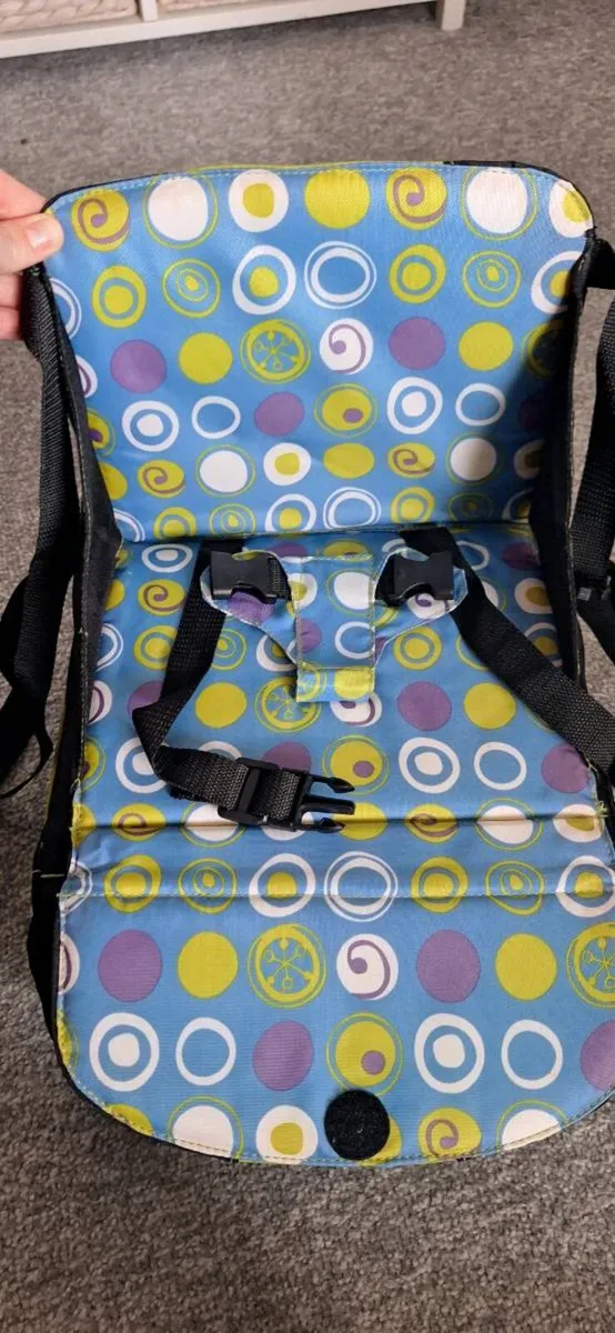 Munchkin portable booster seat - Image 4