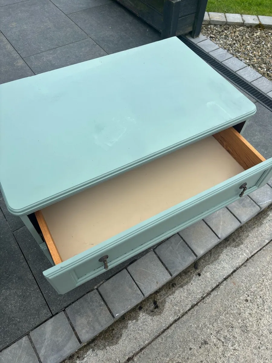 Unit and drawers - Image 4