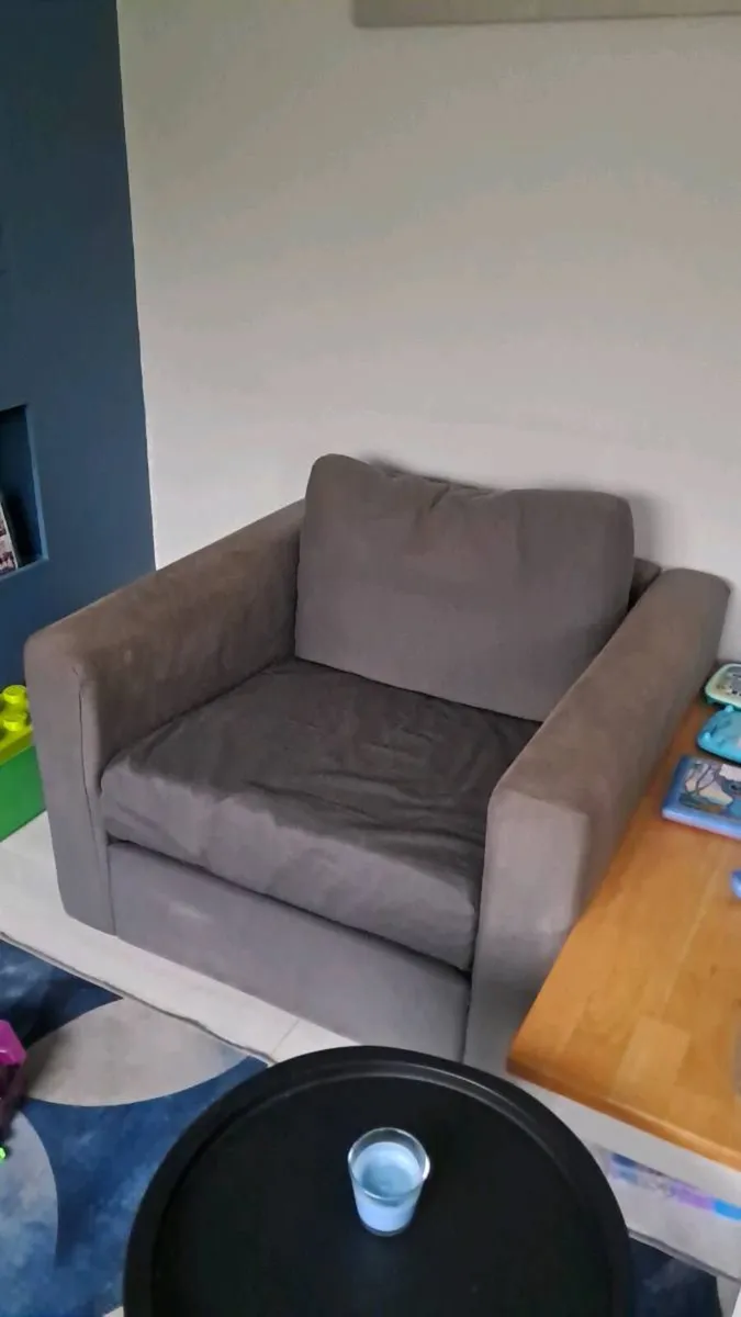 Arm chairs - Image 1