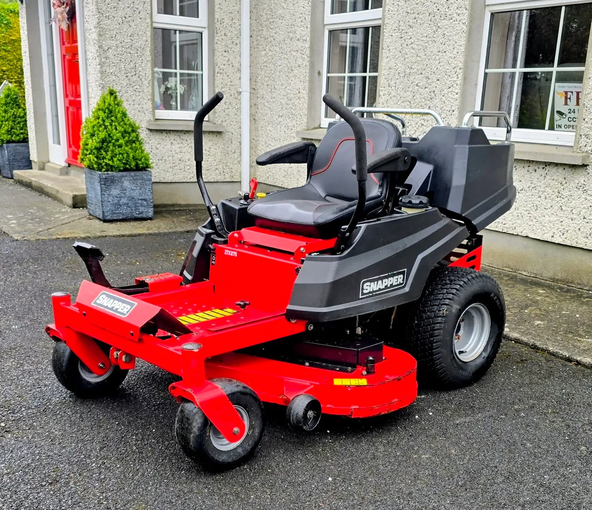 27HP ZERO TURN - Image 1