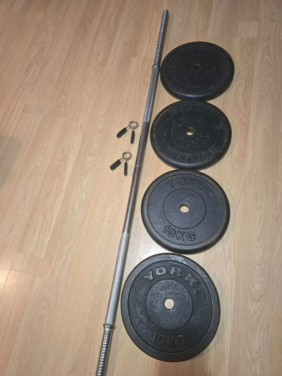 Weights plates 4×10kg + barbell