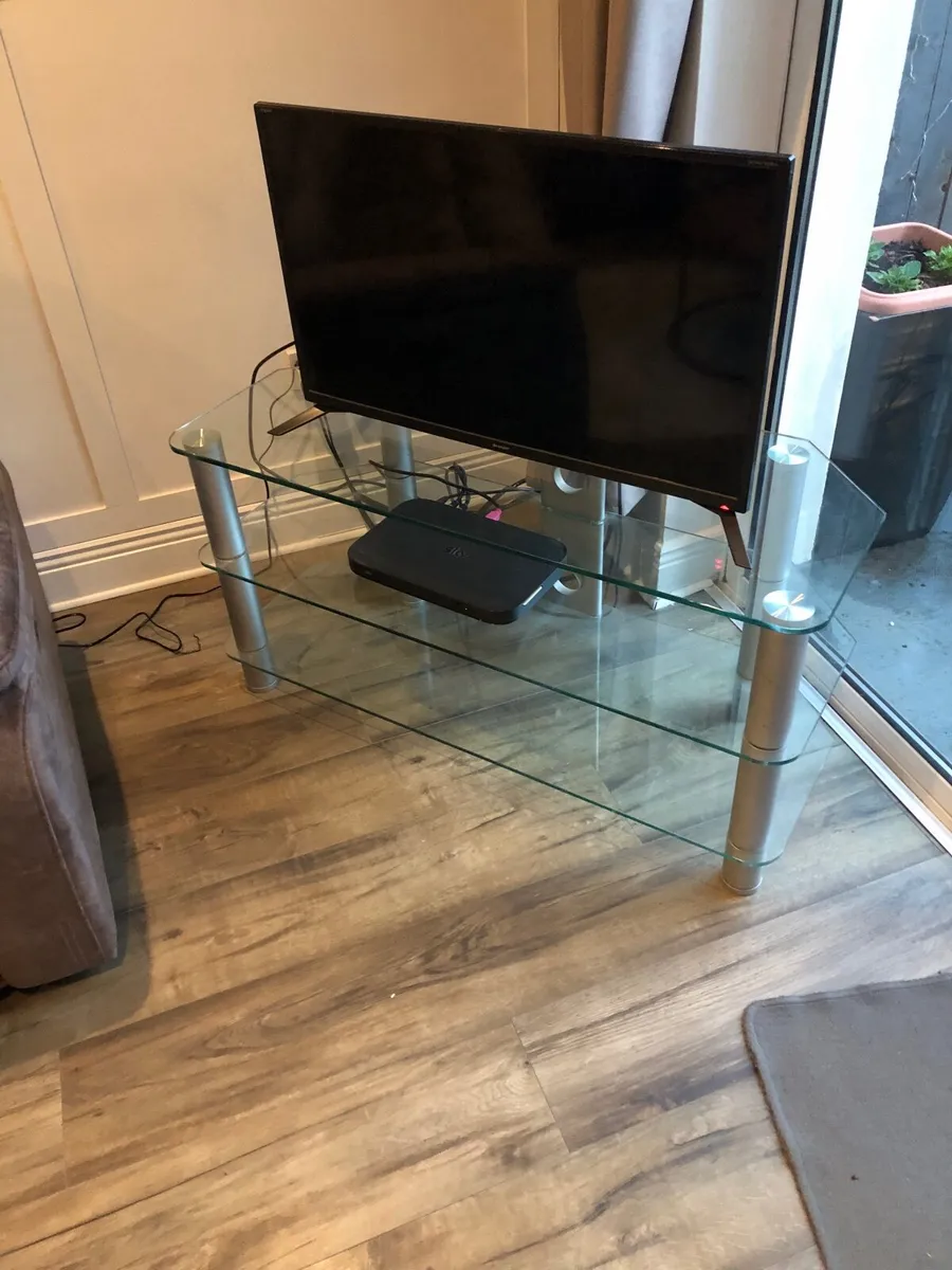 Glass table - Image 2