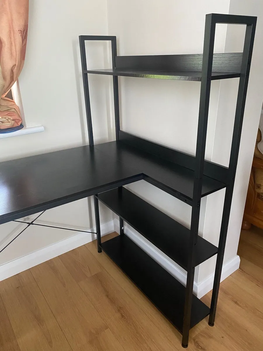 Computer desk - Image 3