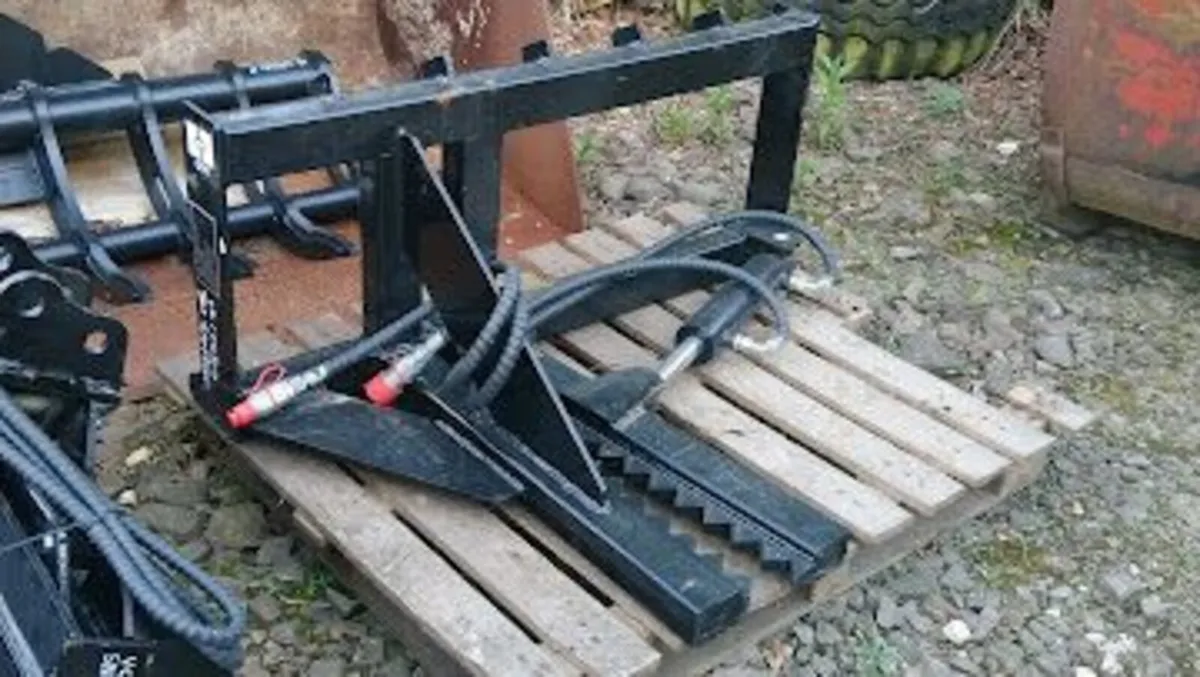 NEW SKIDSTEER TREE & POST PULLER 🌴 - Image 3