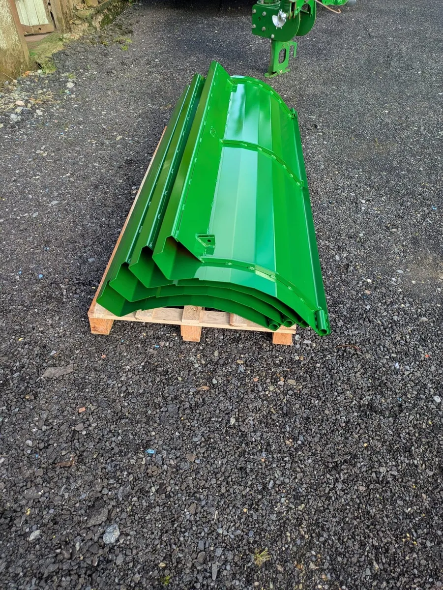 John deere 1365/60.1355/50 parts - Image 2