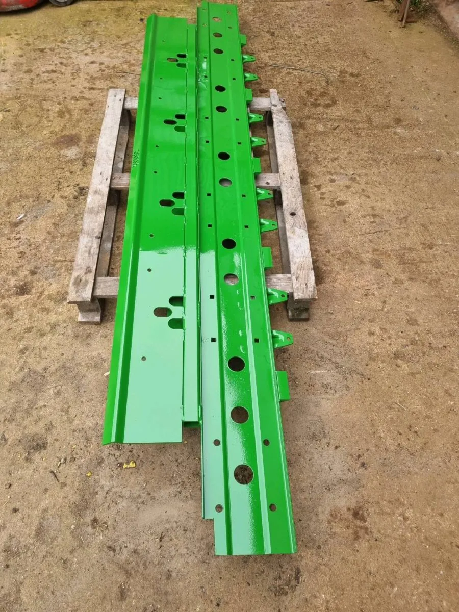 John deere 1365/60.1355/50 parts - Image 3