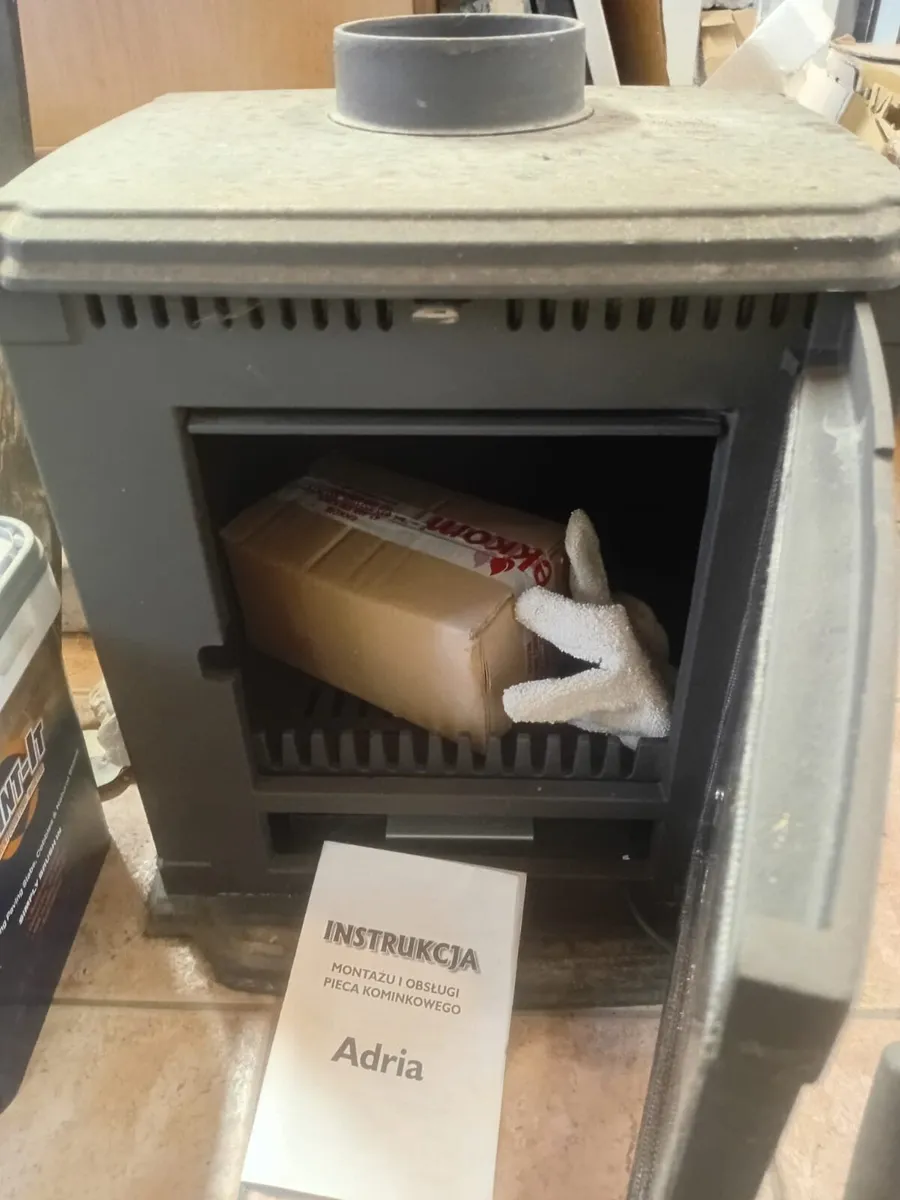 Stove - Image 1
