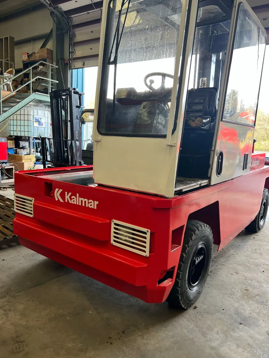 Forklift - Image 2