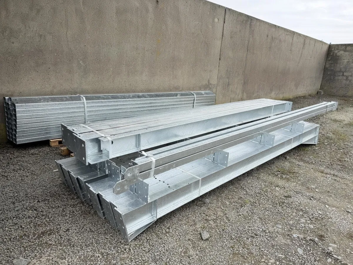 75 x 30 Galvanized steel frame portal building - Image 2