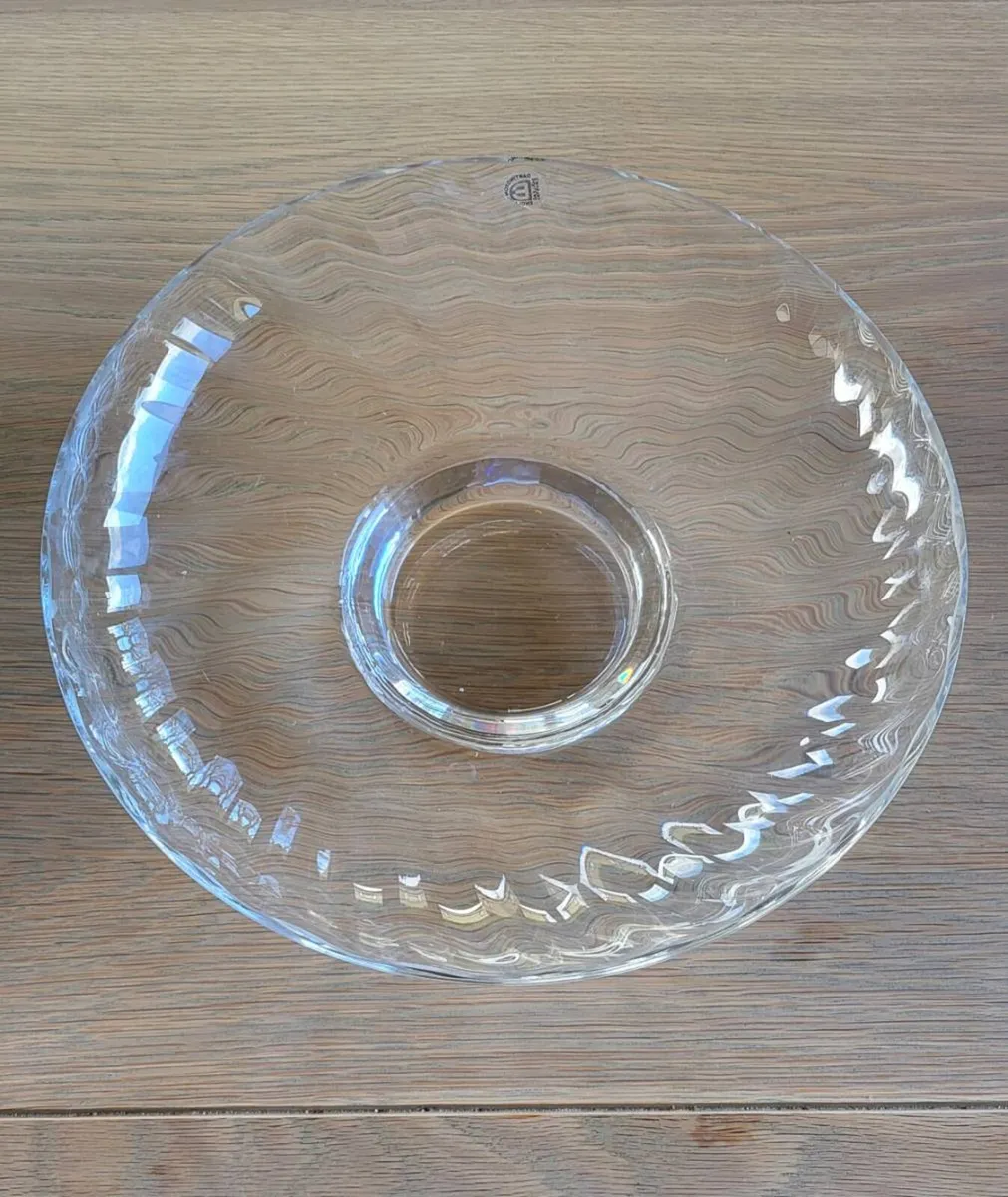 Large Dartington Crystal Bowl. - Image 1