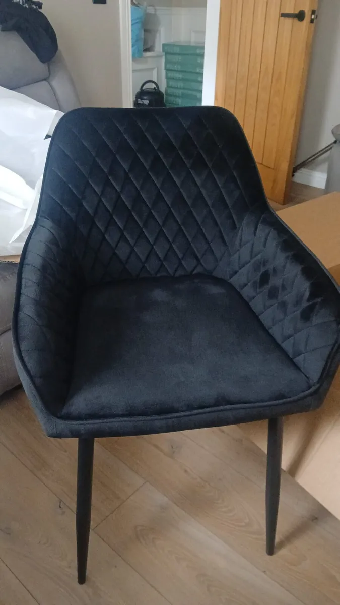 Black Velvet chair - Image 3