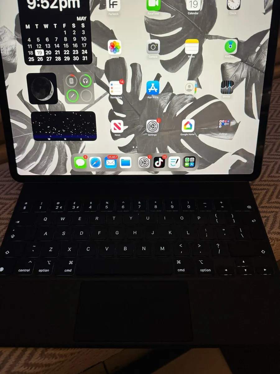 Apple Magic Keyboard - Image 4