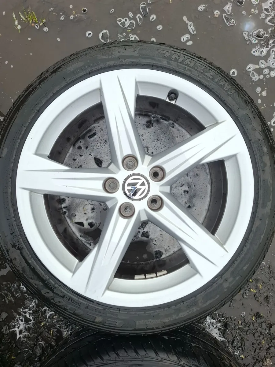 18" Vw Alloys with tyres - Image 3
