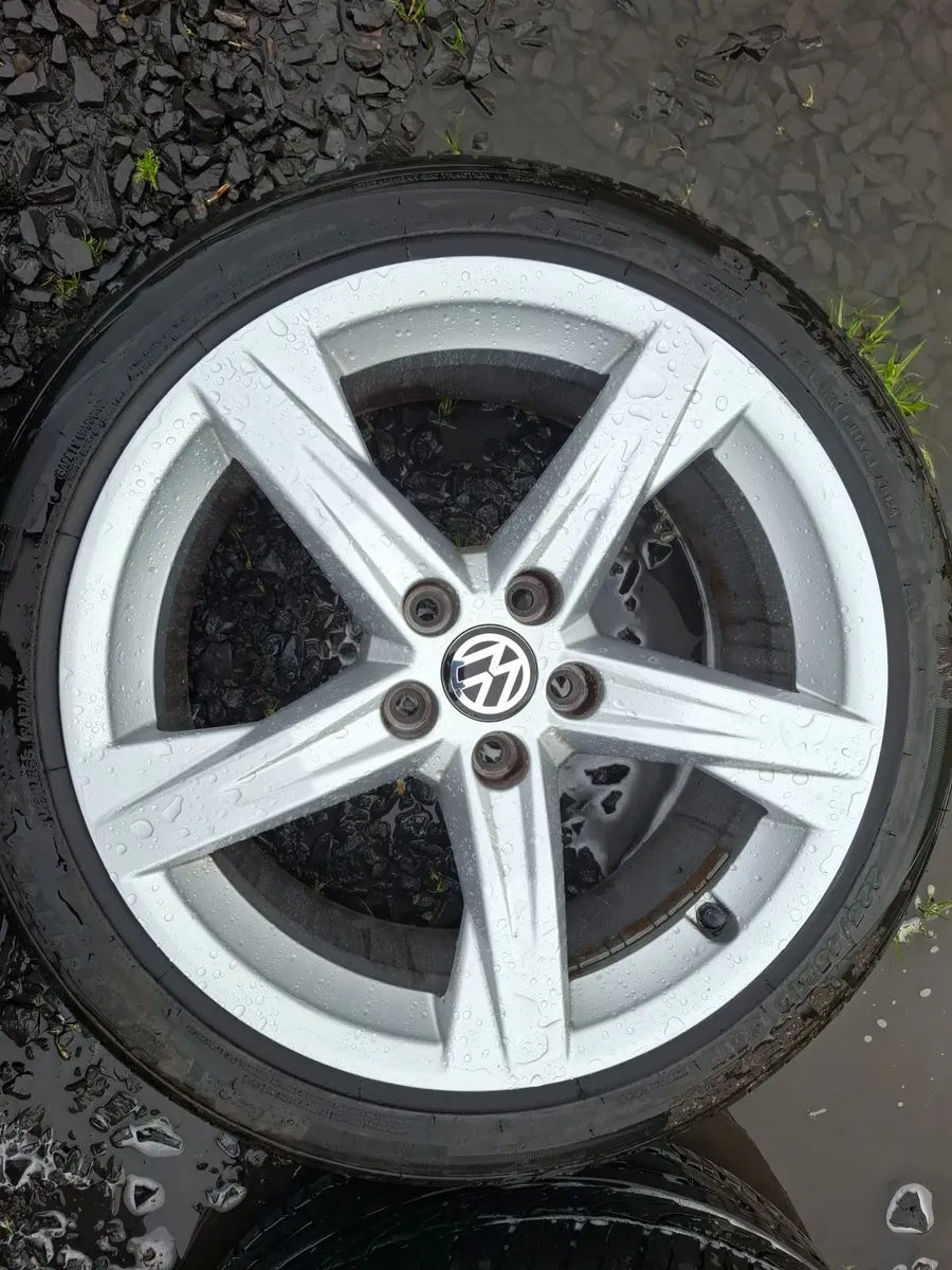 18" Vw Alloys with tyres - Image 2