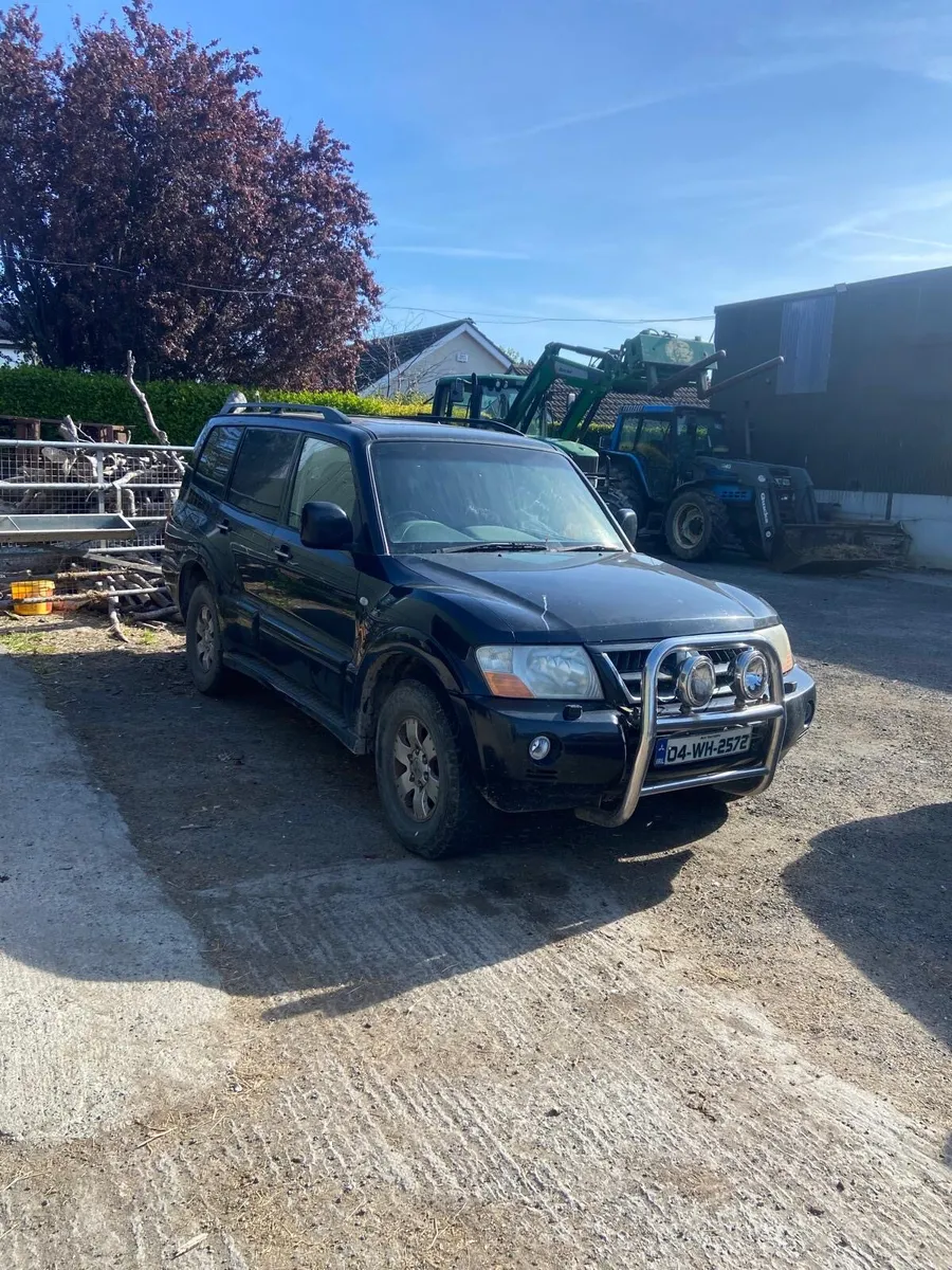 Mitsubishi pajero for breaking - Image 2