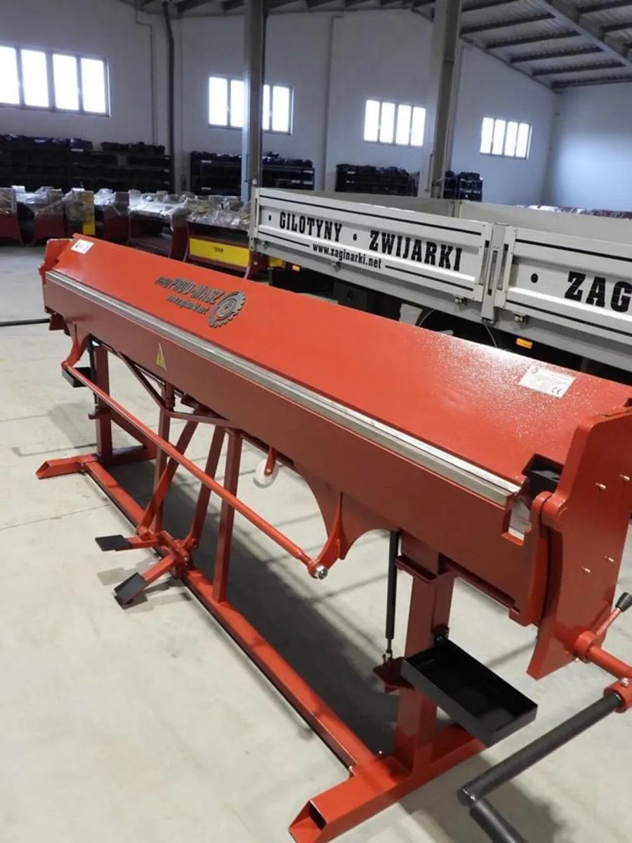 sheet metal folder 3m with foot opening - Image 1
