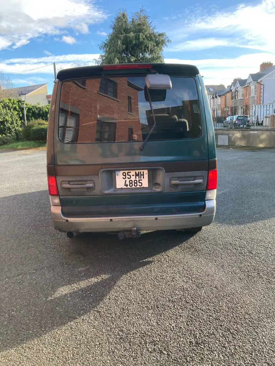 Bongo Camper/  8 seats automatic 2,5tdi - Image 3
