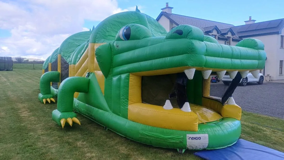 36ft crocodile obstacle course - Image 1